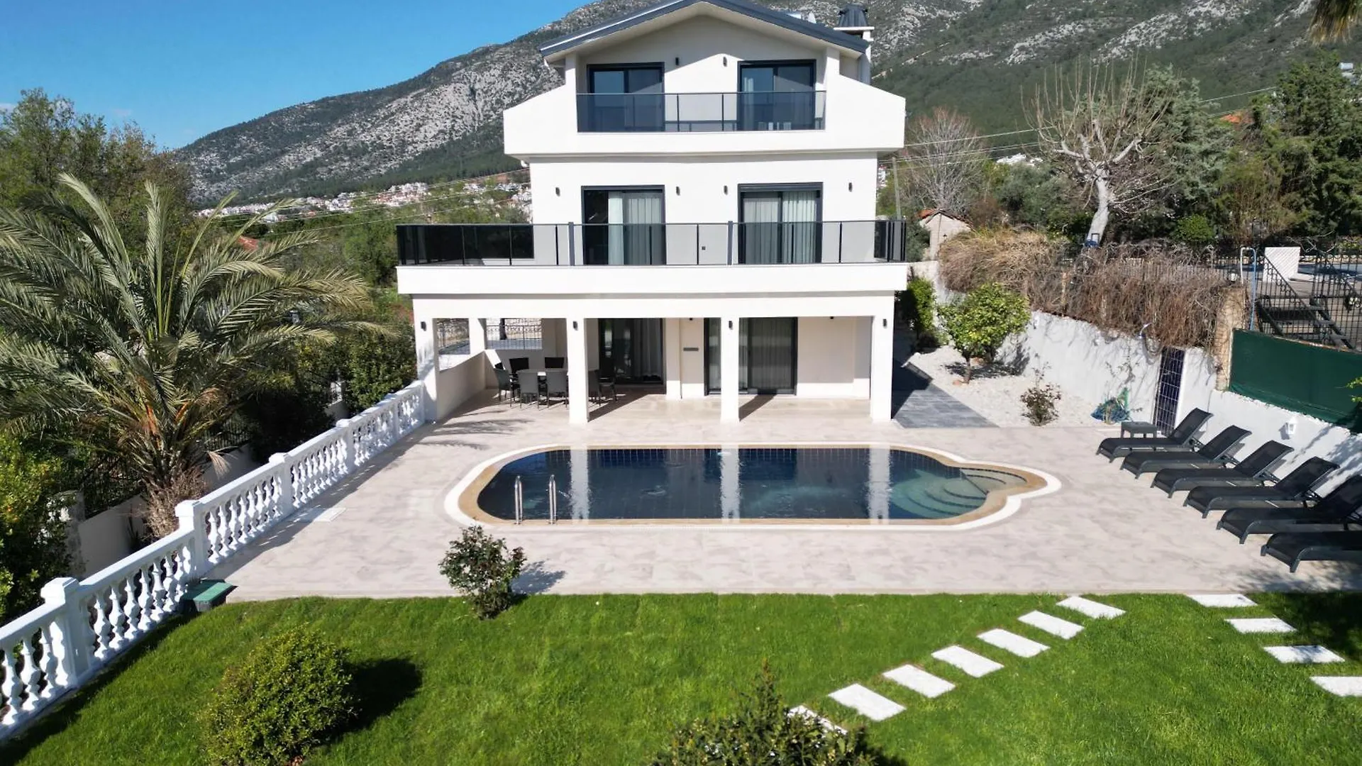 White Deluxe Villa Fethiye